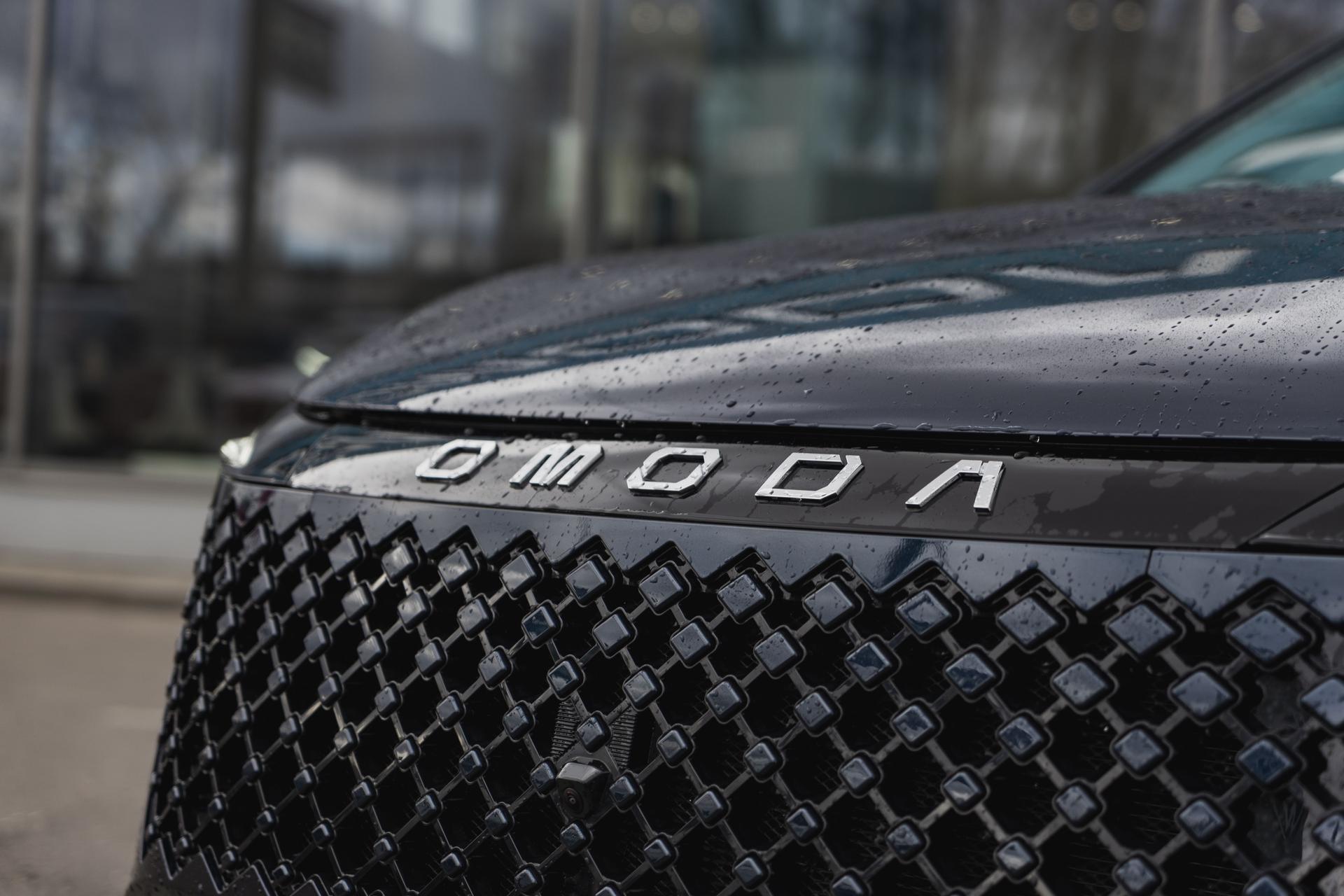 Omoda фотографии