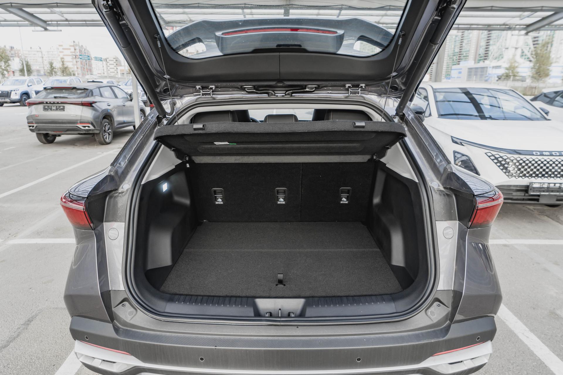 Omoda фотографии