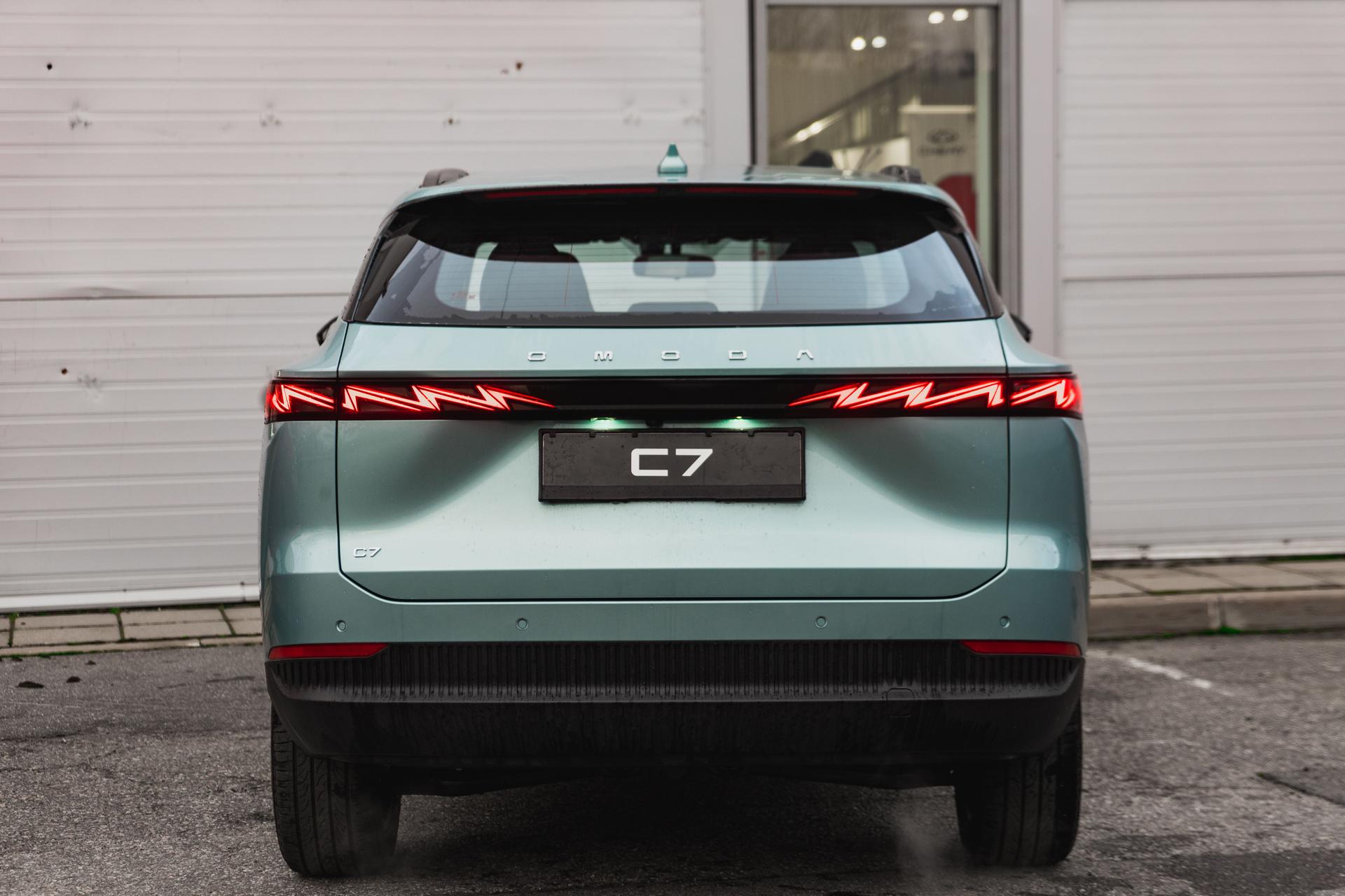 Omoda фотографии